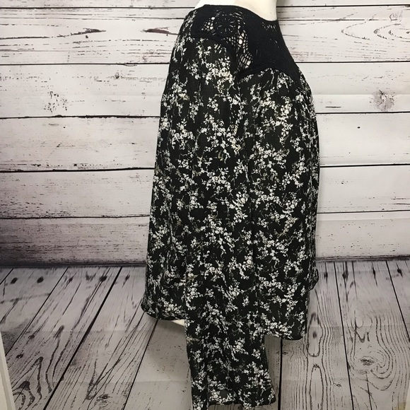 Xhilaratiin shimmer top - Picture 3 of 8